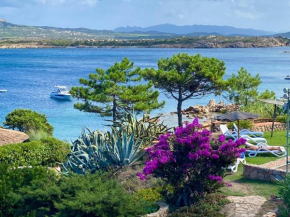 CASA MUGHETTO - seafront, private sea access and swimming pool, La Maddalena